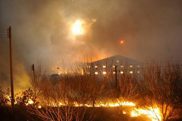 華盛消防炮塔：煙花雖然美麗，別讓這“美麗”引起痛苦！